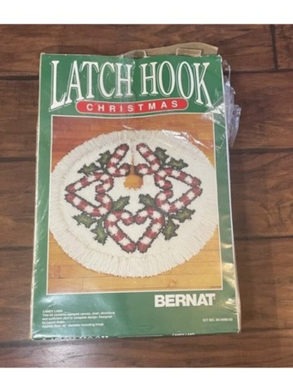 Vintage Bernat Christmas Latch Hook Kit Rug Tree Skirt Craft Kit Retro Nostalgic